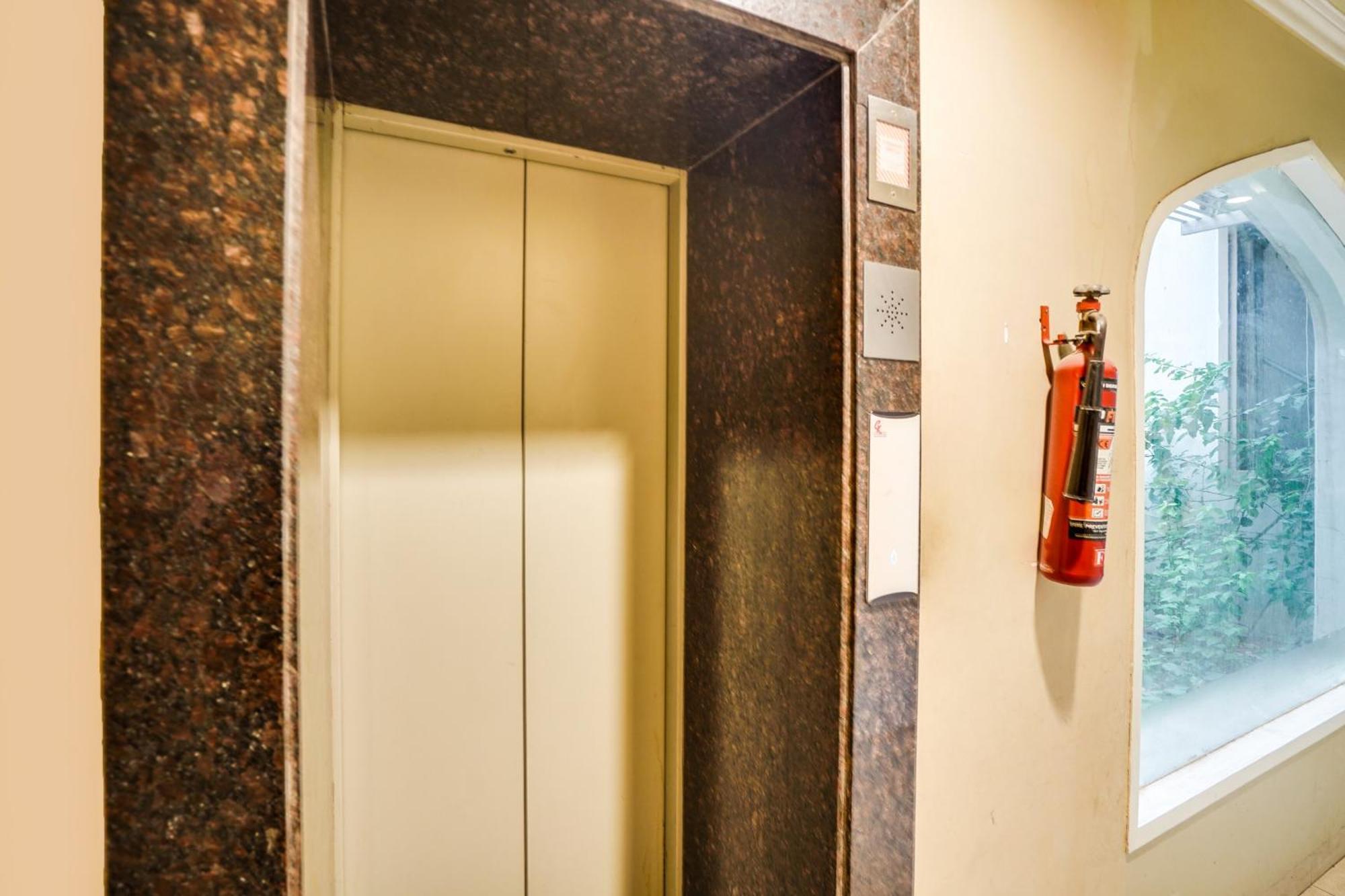 Super Townhouse Mansarovar Near Metro Station Jaipur Eksteriør bilde