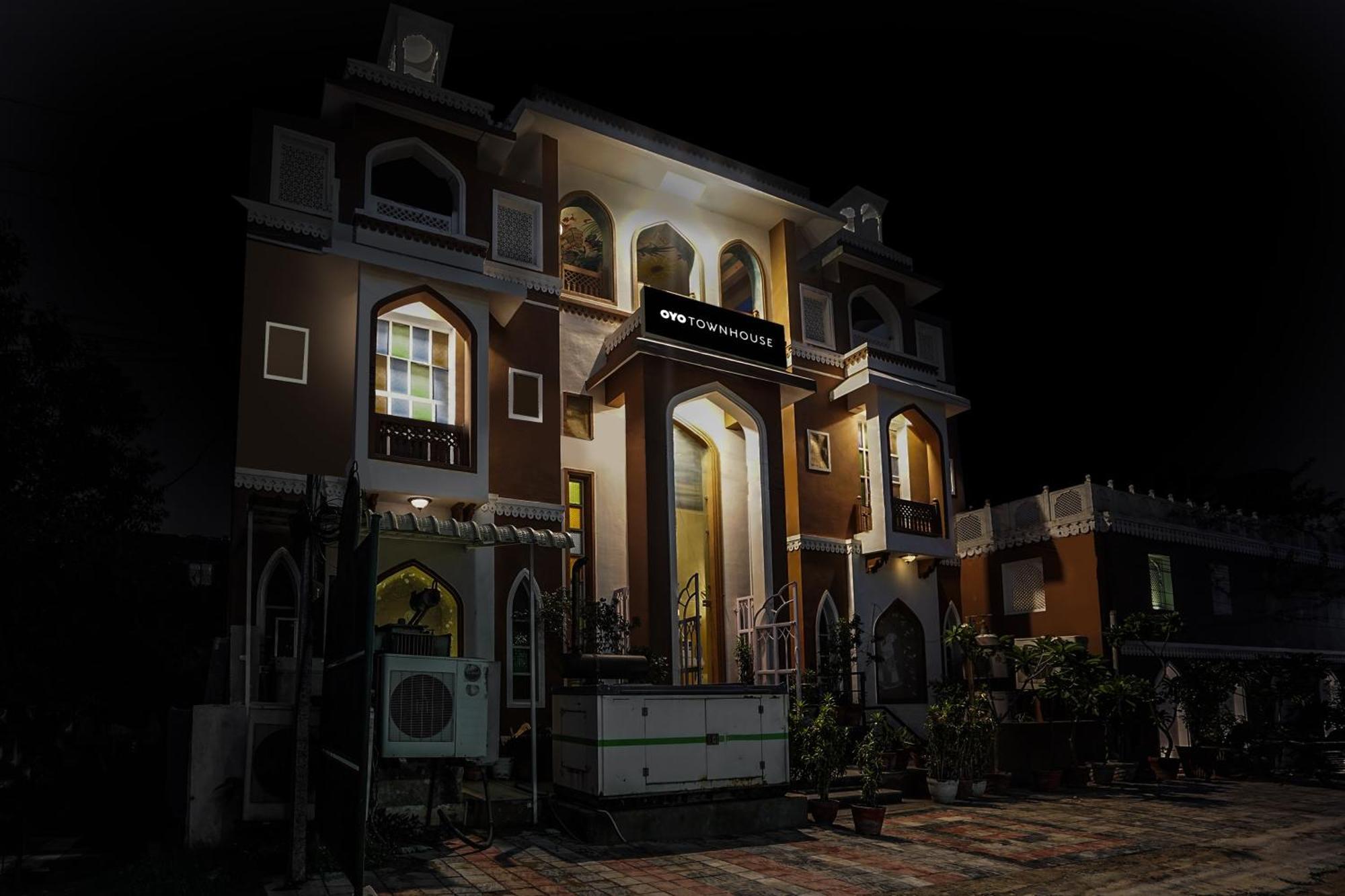 Super Townhouse Mansarovar Near Metro Station Jaipur Eksteriør bilde