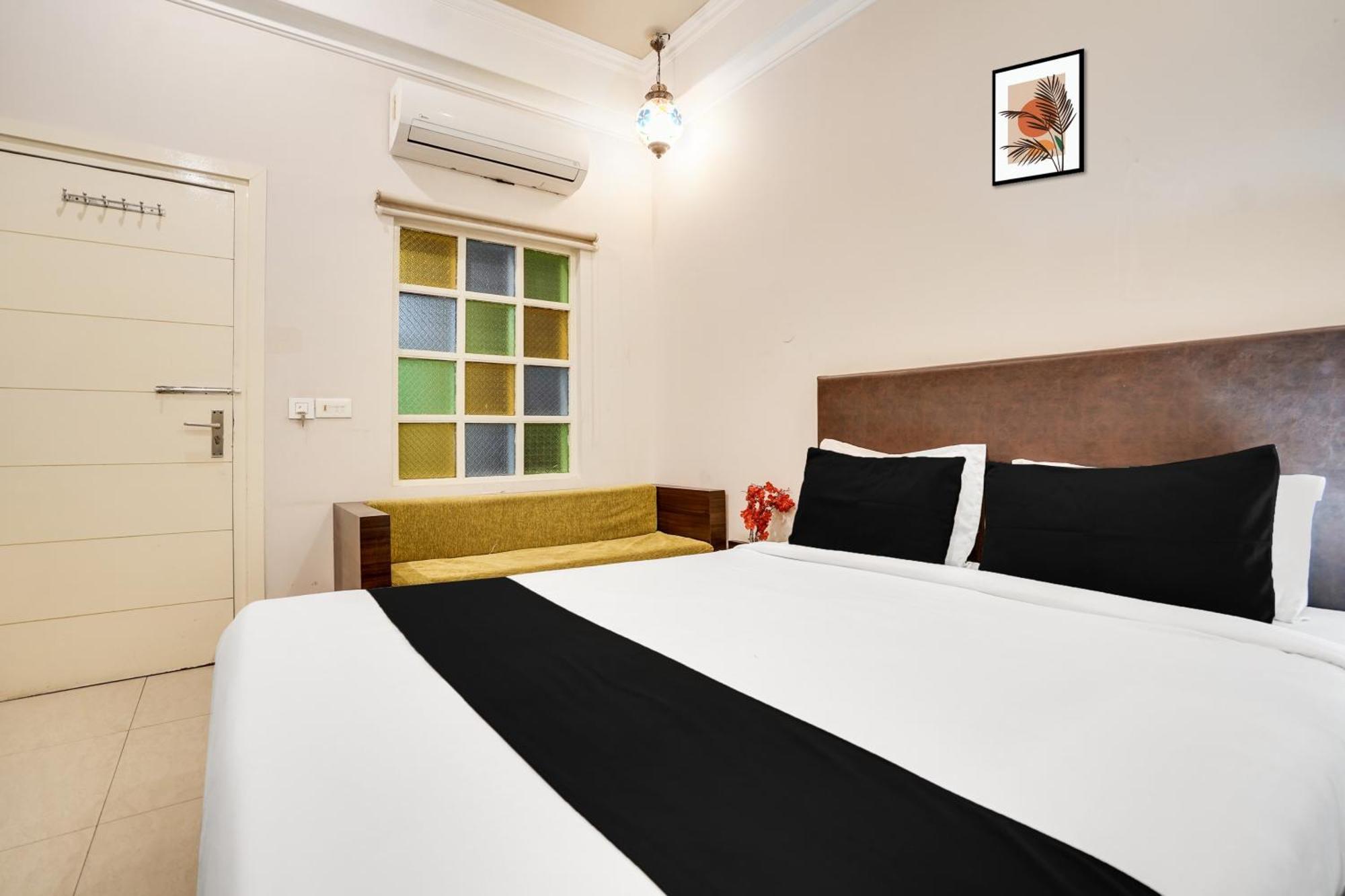 Super Townhouse Mansarovar Near Metro Station Jaipur Eksteriør bilde