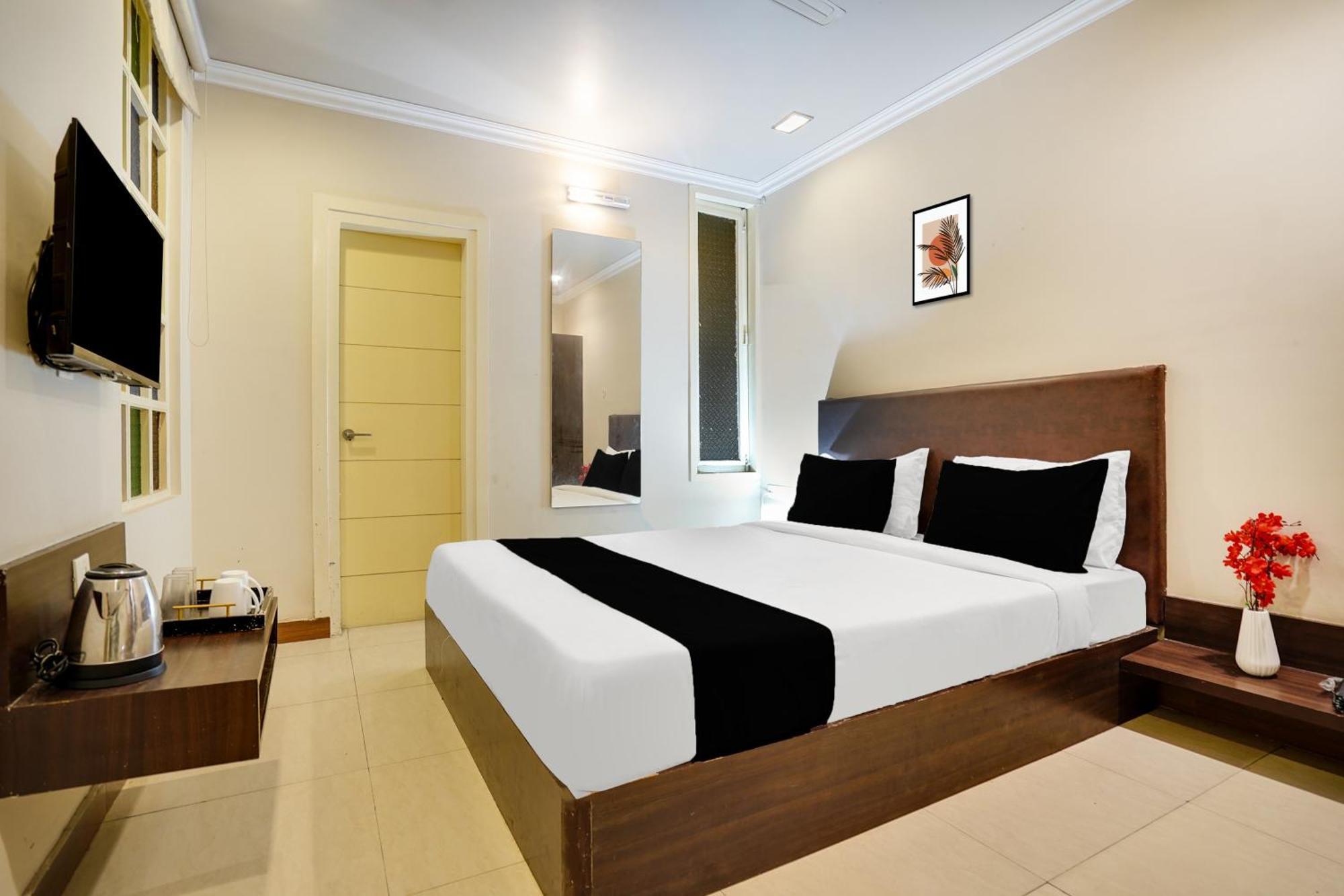 Super Townhouse Mansarovar Near Metro Station Jaipur Eksteriør bilde