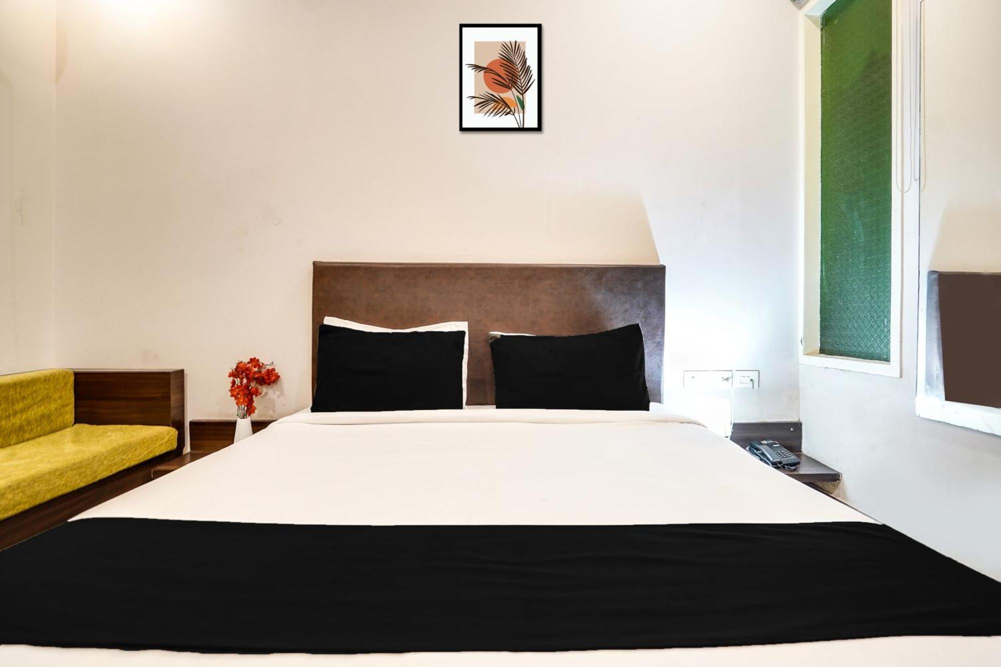 Super Townhouse Mansarovar Near Metro Station Jaipur Eksteriør bilde